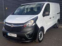 VAUXHALL VIVARO
