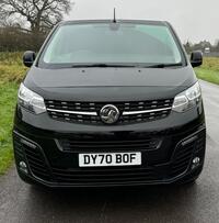 VAUXHALL VIVARO