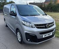 VAUXHALL VIVARO