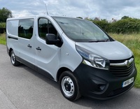 VAUXHALL VIVARO