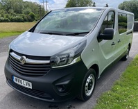 VAUXHALL VIVARO