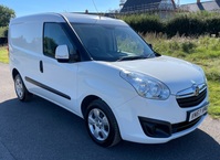 VAUXHALL COMBO