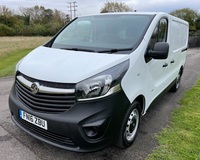 VAUXHALL VIVARO