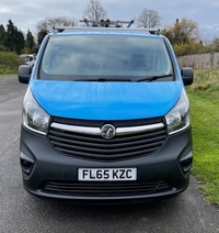 VAUXHALL VIVARO