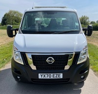 NISSAN NV400