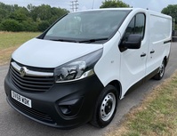 VAUXHALL VIVARO