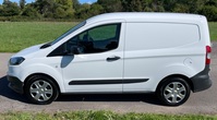 FORD TRANSIT COURIER