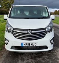 VAUXHALL VIVARO