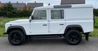 LAND ROVER DEFENDER 110